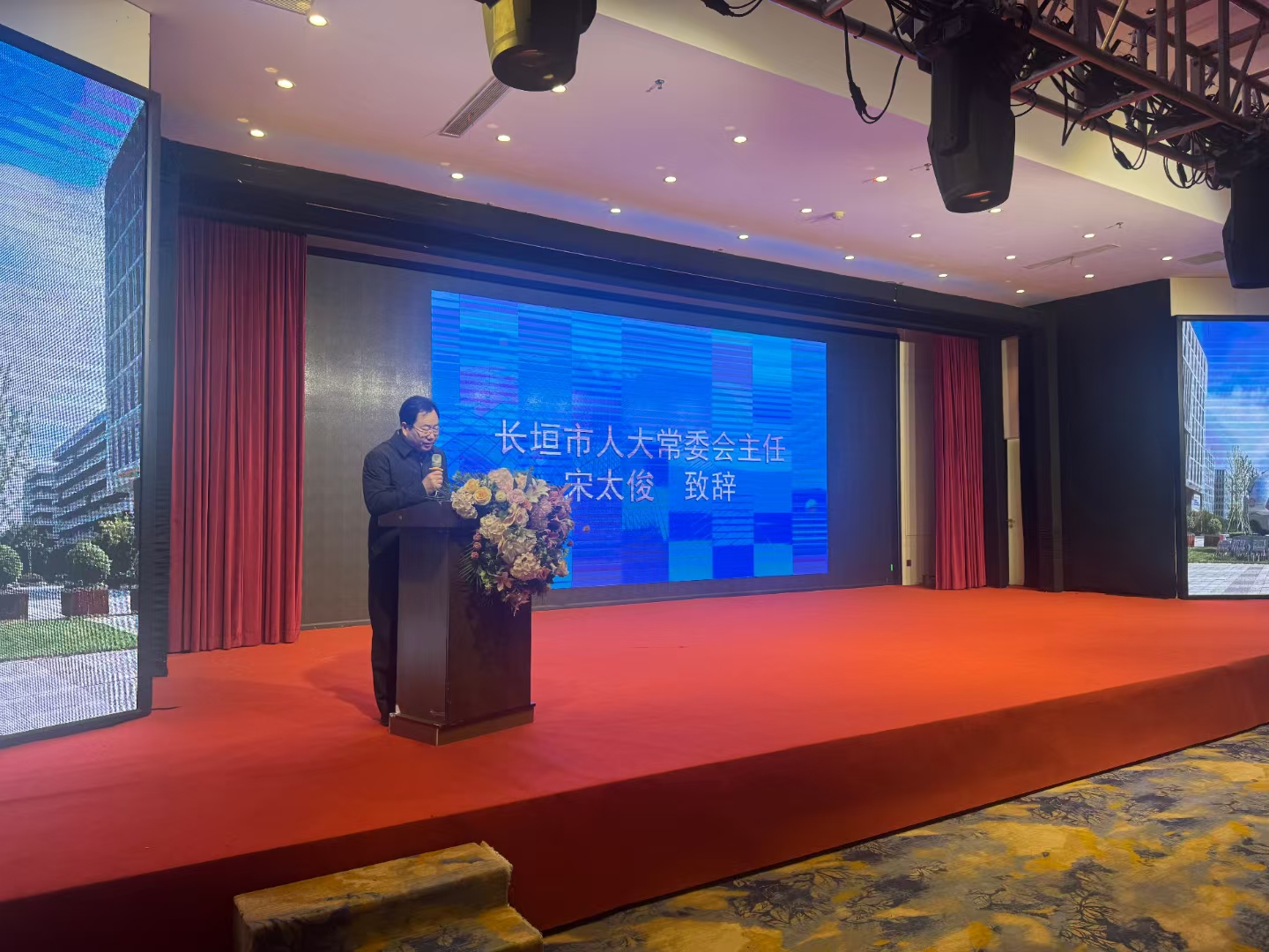 70d5273f7c1a12b2264f3f8c11ec291